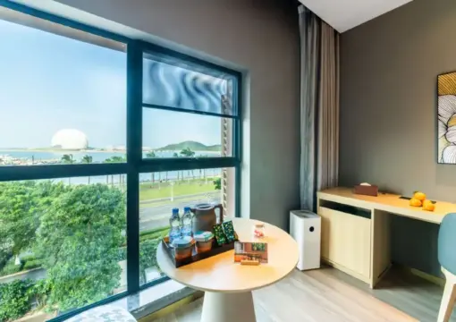 Riyuebei Twin Room With 180° (Smart Guest Control, Fridge, Smart Toilet, 65-Inch TV)