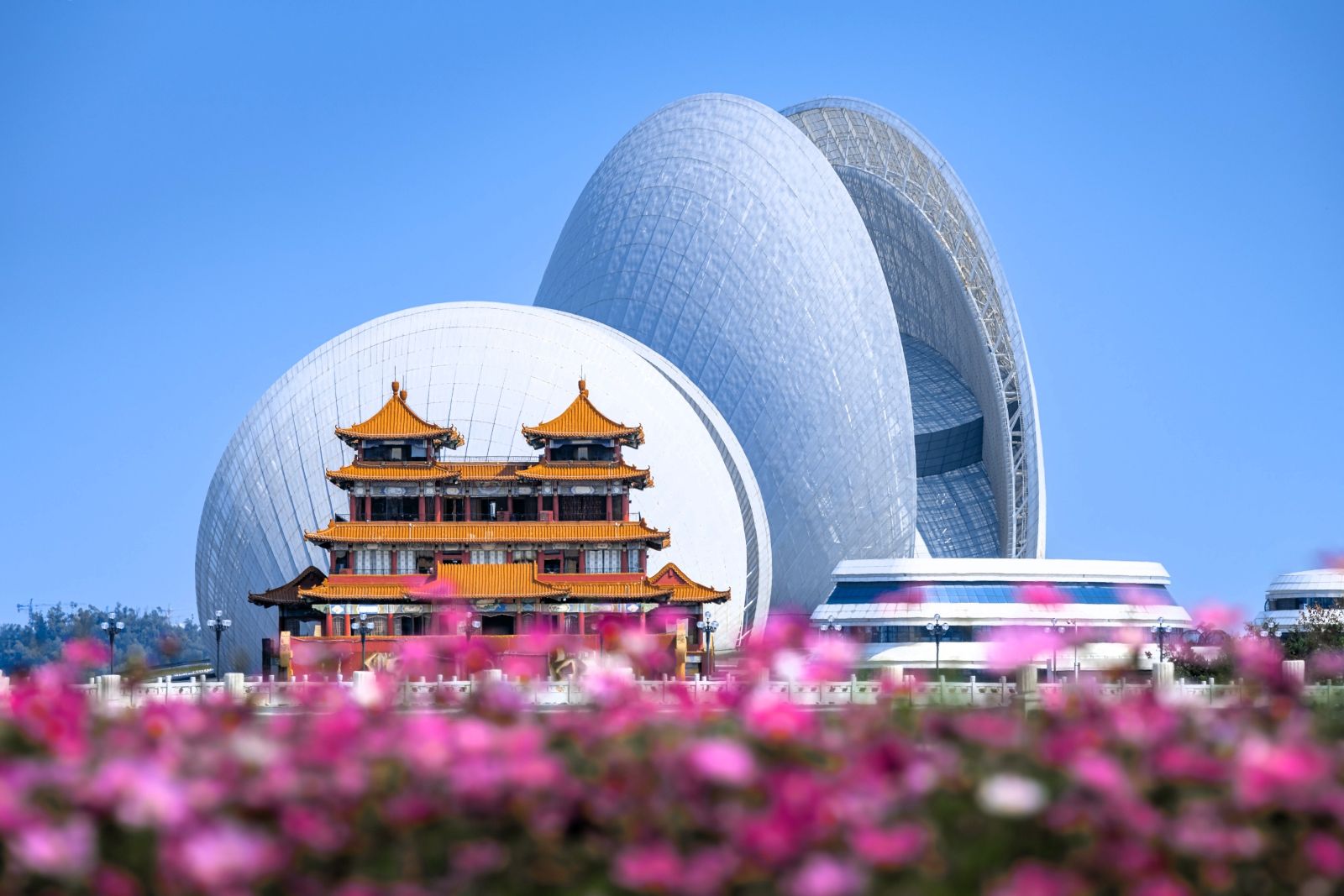 Zhuhai Opera House & Orange Hotel Zhuhai Lovers Middle Road Riyue Bei Seaview: Your Ultimate Guide to Culture, Coastline, and Coastal Comfort