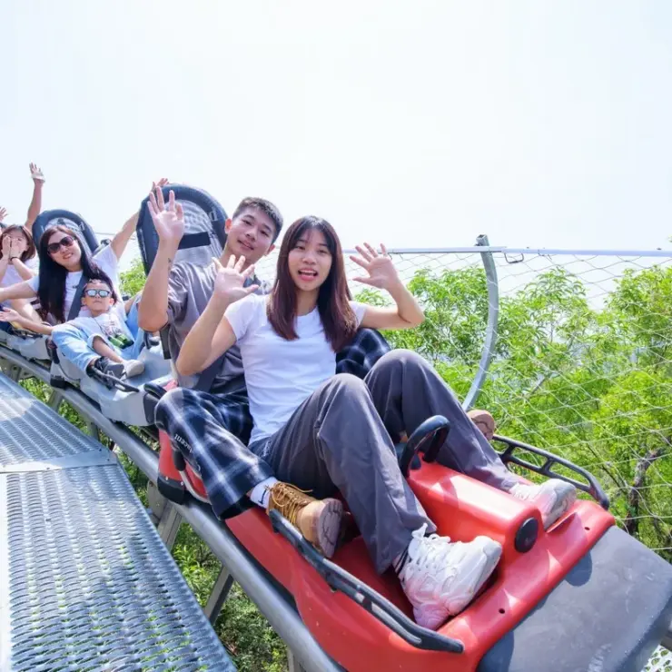Zhuhai Shijingshan Tourist Cableway & Orange Hotel Zhuhai Lovers Middle Road Riyue Bei Seaview: Your Ultimate Guide to Mountain Views, Coastal Thrills, and Seamless Travel